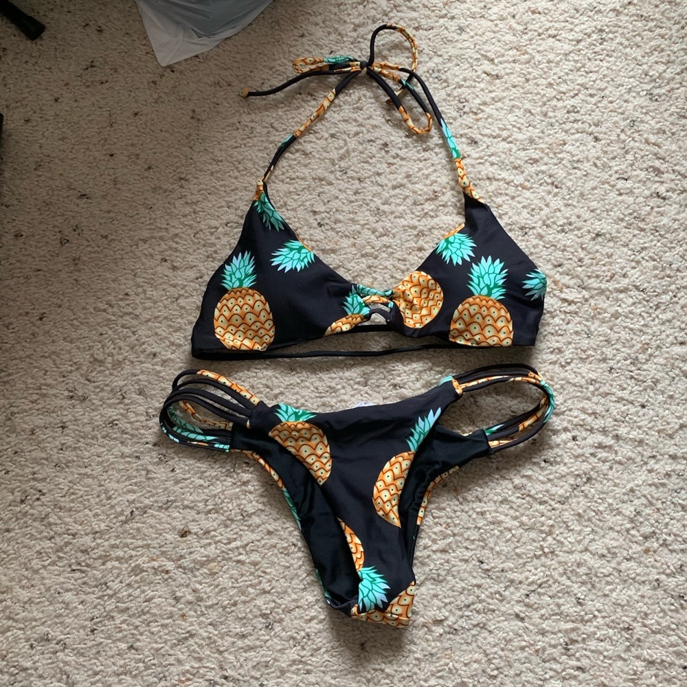 Pineapple bikini